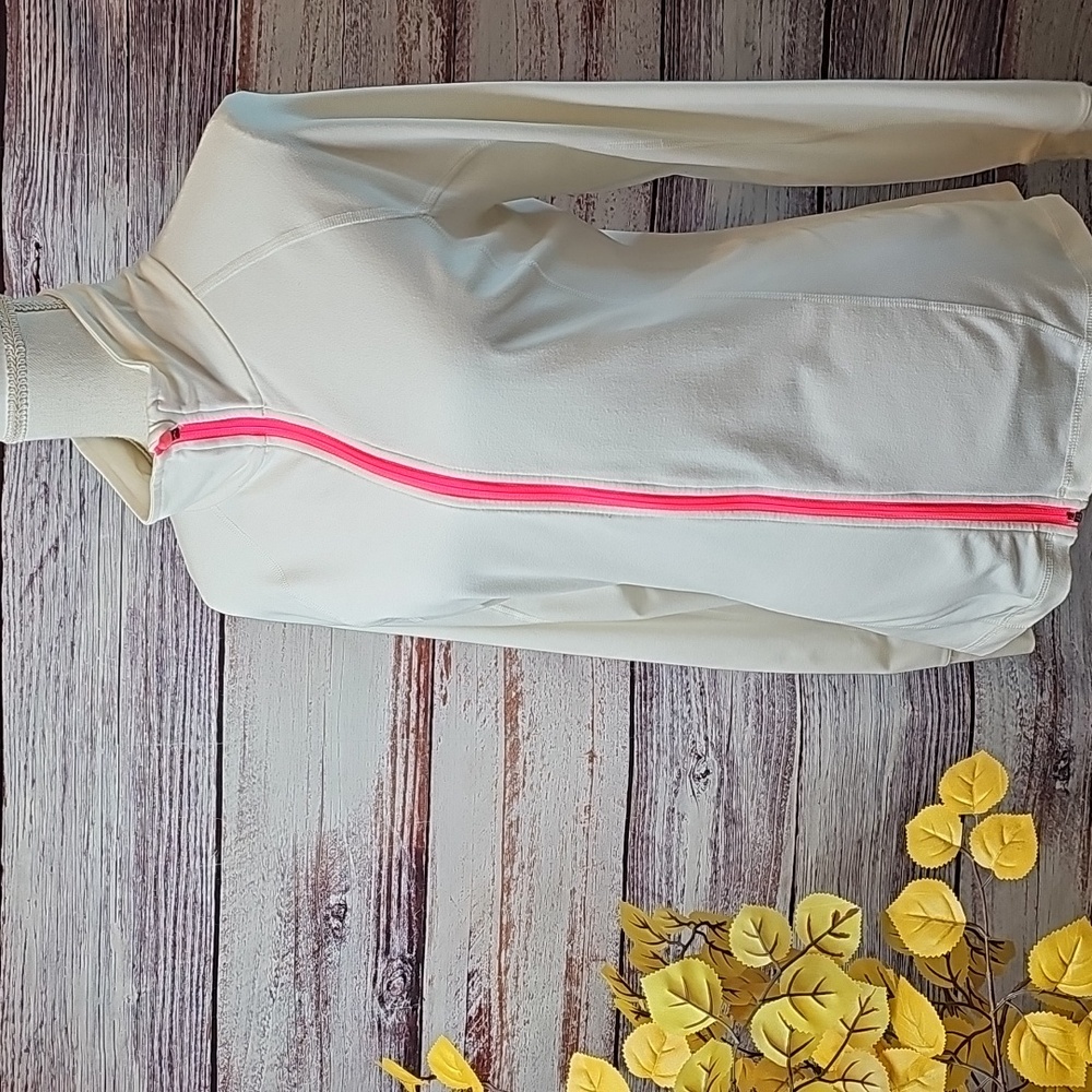 TEK GEAR DRY TEK WHITE LONG SLEEVE ZIP FRONT JACKET